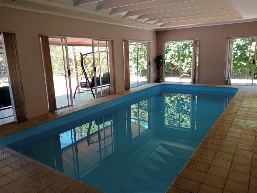6 Bedroom Property for Sale in Vanes Estate Eastern Cape